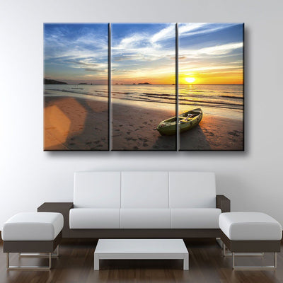 Beached Kayak - Amazing Canvas Prints