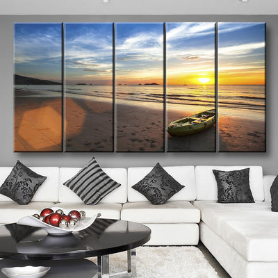 Beached Kayak - Amazing Canvas Prints