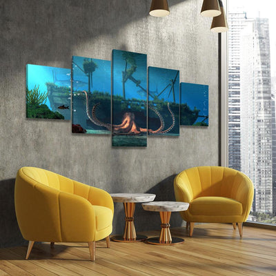 Sunken Ship - Amazing Canvas Prints