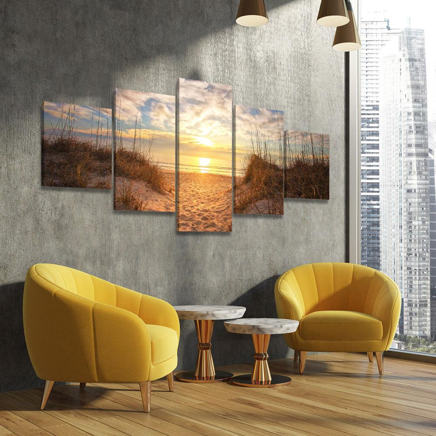 Sunrise at the beach - Amazing Canvas Prints